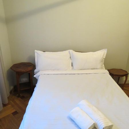 Three Rooms Apartment Tiflis Exterior foto