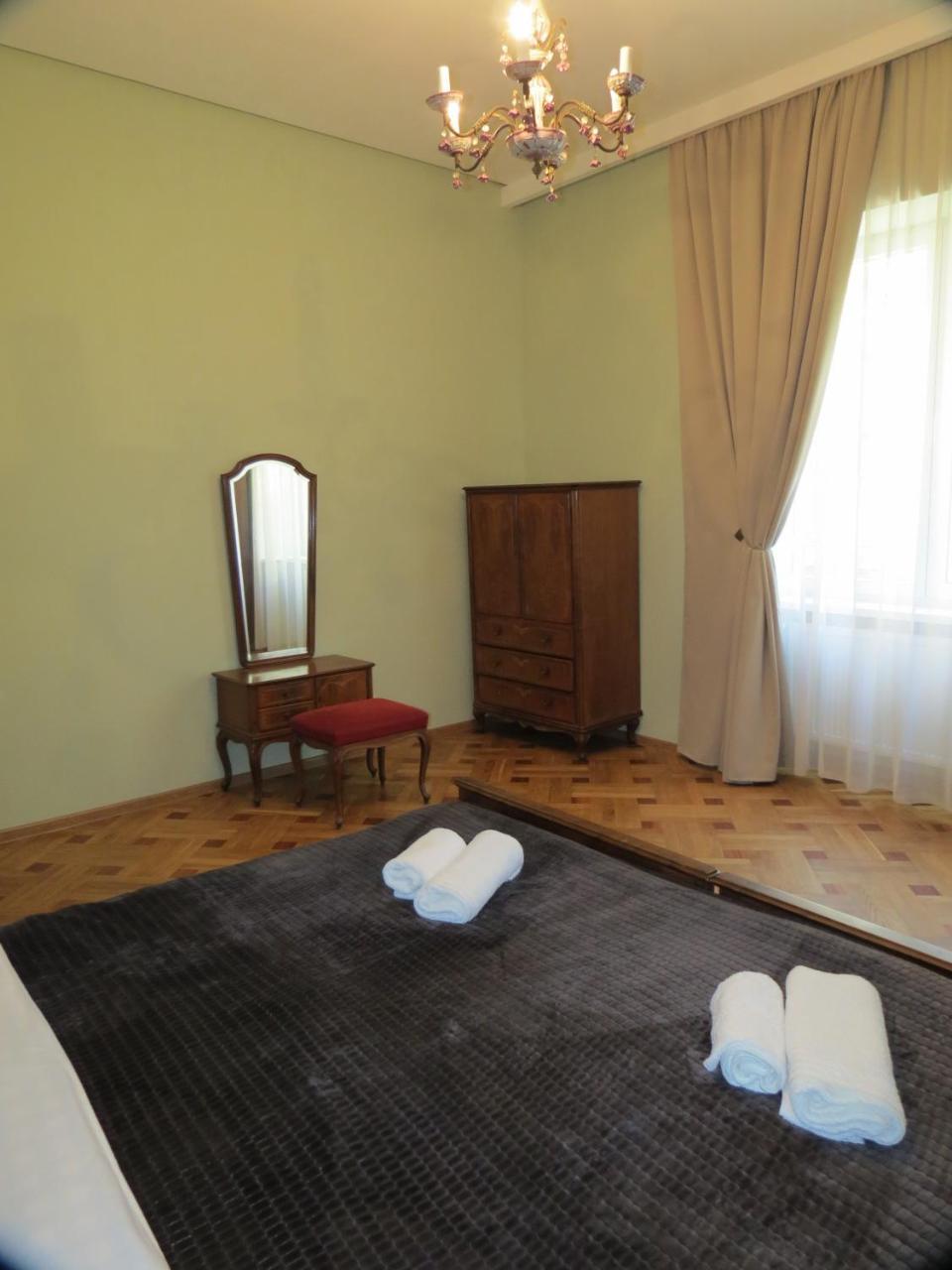 Three Rooms Apartment Tiflis Exterior foto